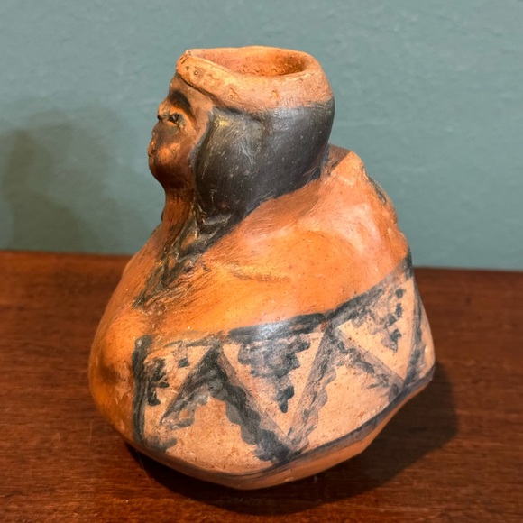 Folk Art Red Clay Native Woman with Papoose - Vessel, Vase Or Candleholder - Picture 2 of 11